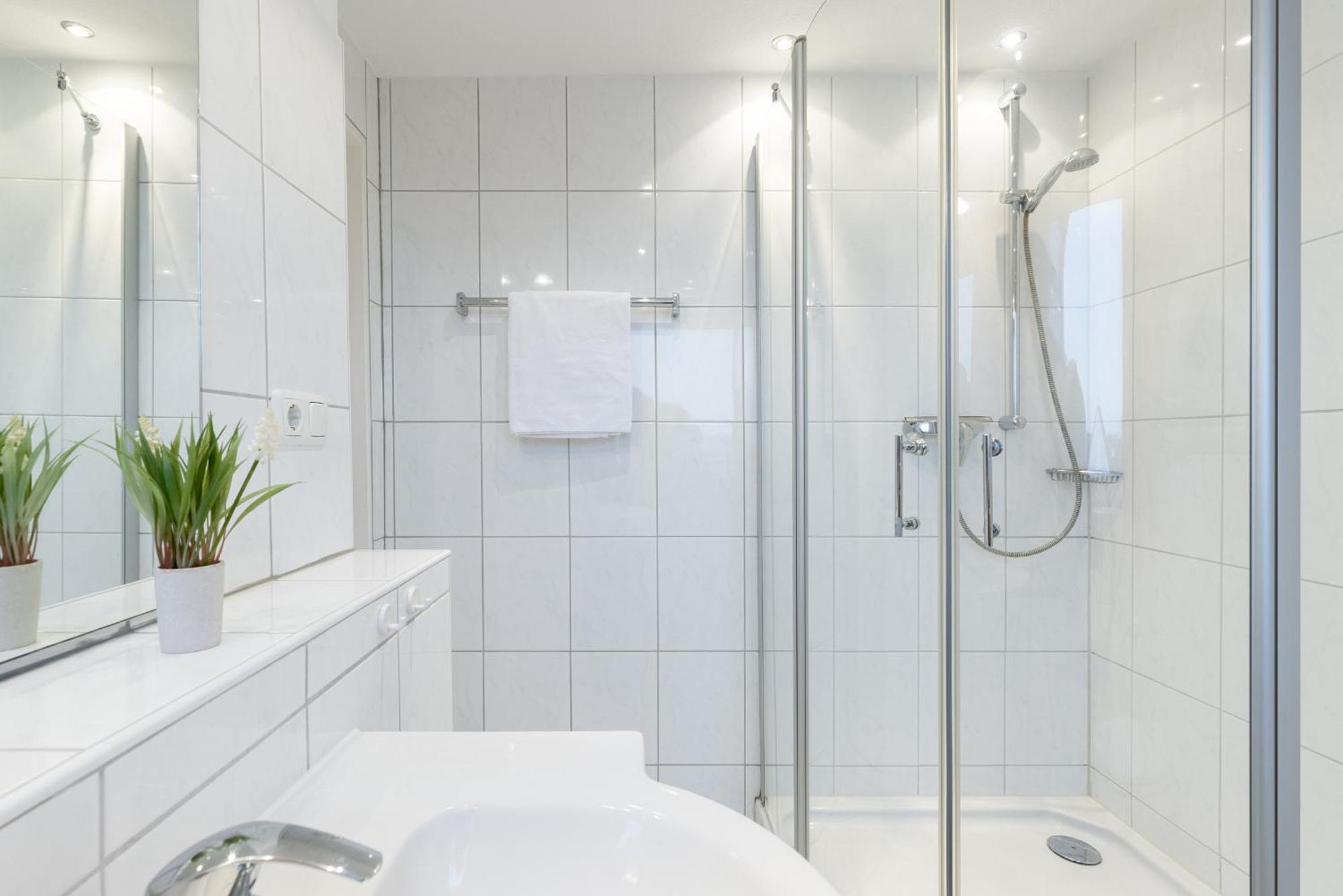 M3 - Apartmenthaus Marienburger Str 4 - Feriendomizil Hollich 格洛米茨 外观 照片